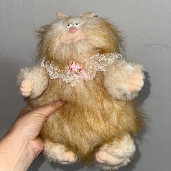Vintage 1986 Hallmark Purrsonality Fat Cat Stuffed Plush Miz Maudie Orange Lace - Picture 6 of 15